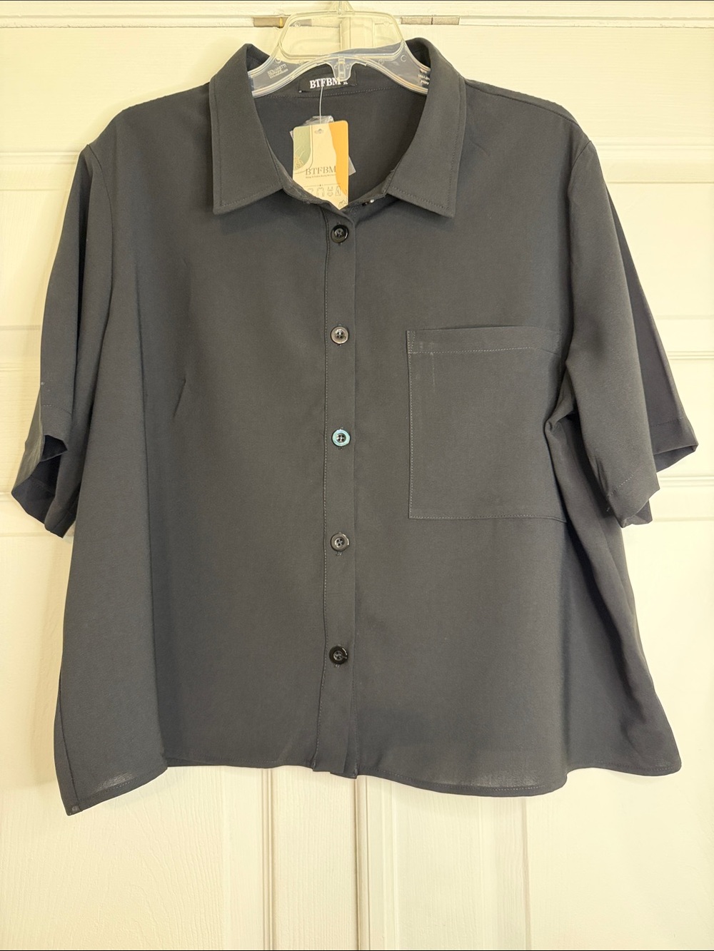 BTFBM Women’s Short-Sleeve Button-Up Shirt - Black